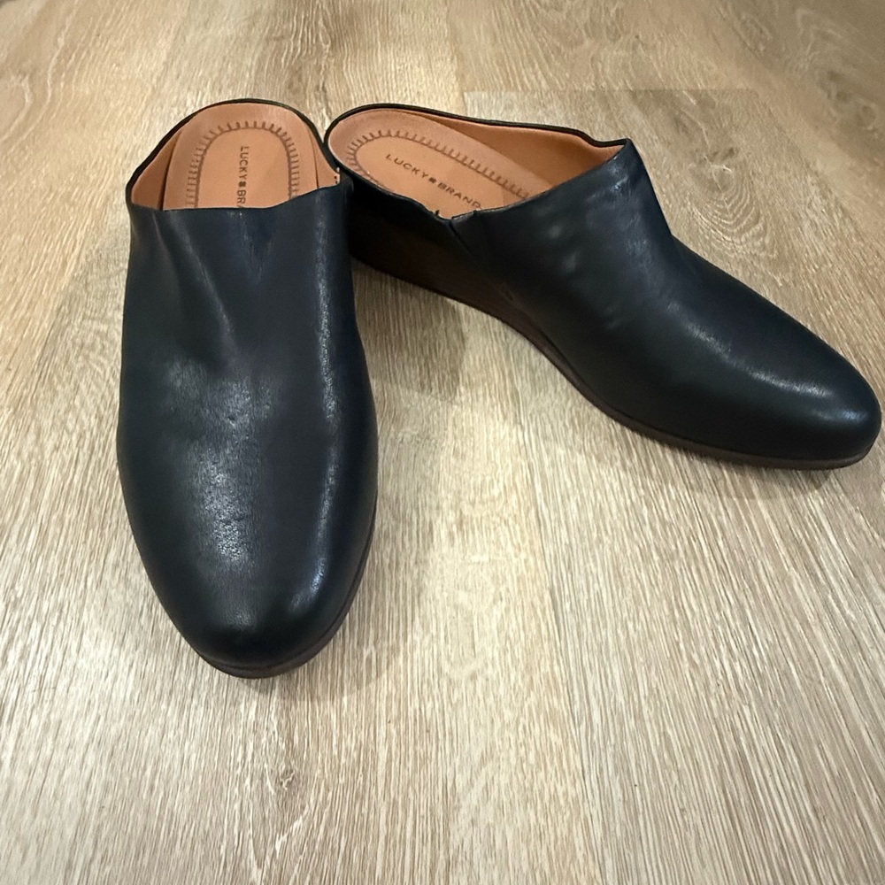 Lucky Brand Black Women’s Slip-On Paloma Mules - size 11